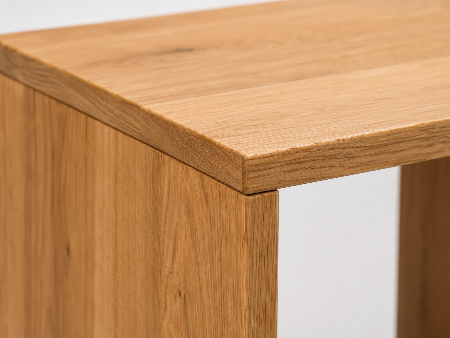 Bush 40™ Modular Oak Cube Shelf 40×80×30